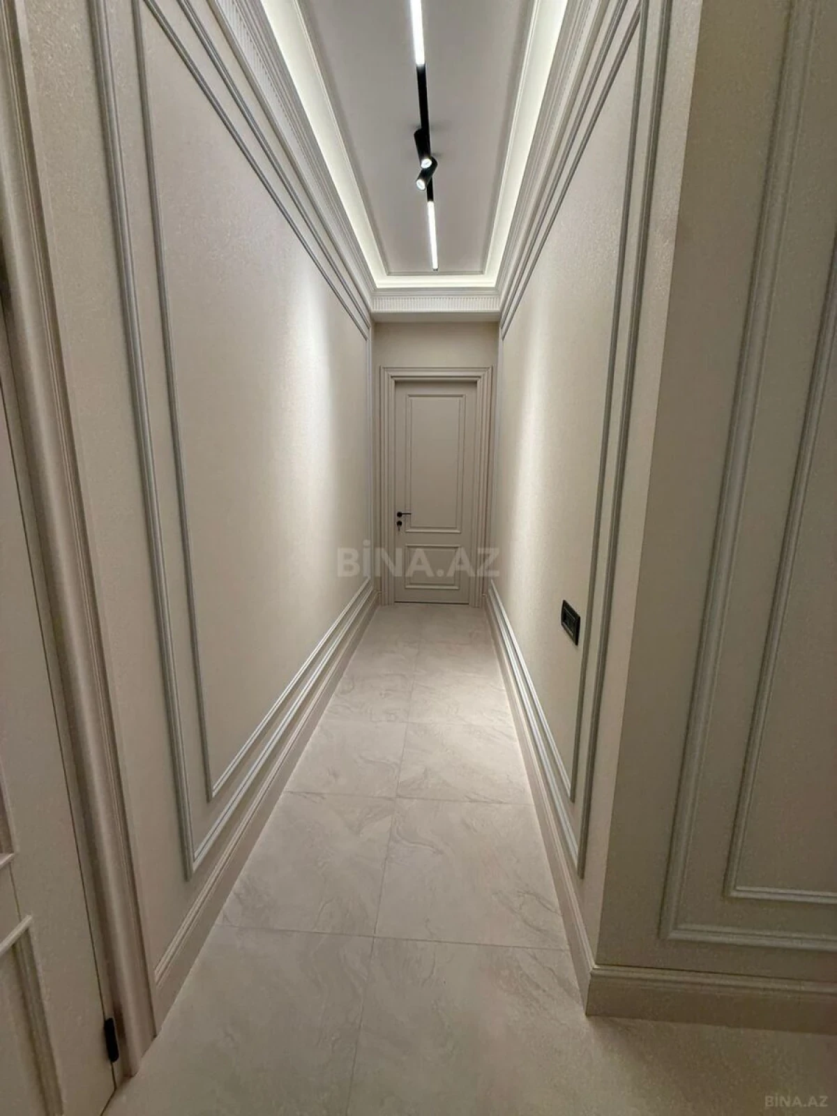 Satılır 3 otaqlı mənzil 125 m²