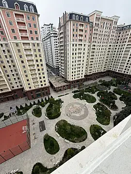 Satılır 3 otaqlı mənzil 125 m² — Bakı 3 otaq 125.00 m²