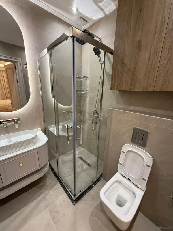 Satılır 3 otaqlı mənzil 125 m²