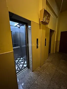 Kirayə verilir 4 otaqlı mənzil 160 m²