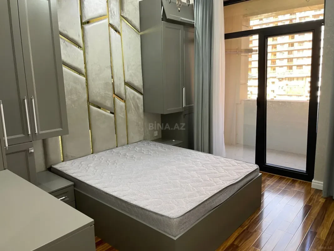 Kirayə verilir 2 otaqlı mənzil 70 m²