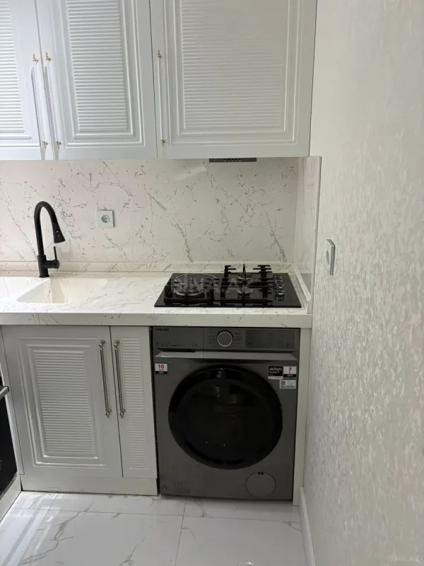 Kirayə verilir 2 otaqlı mənzil 70 m²