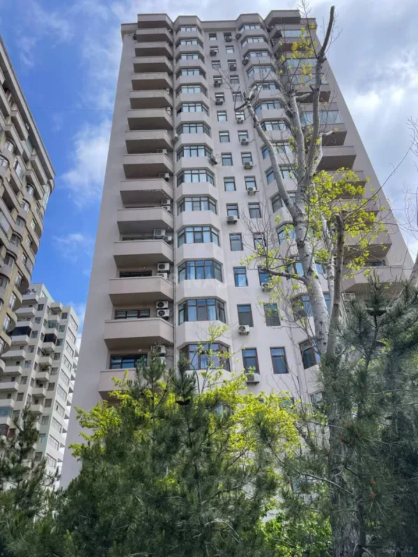 Kirayə verilir 3 otaqlı mənzil 110 m²