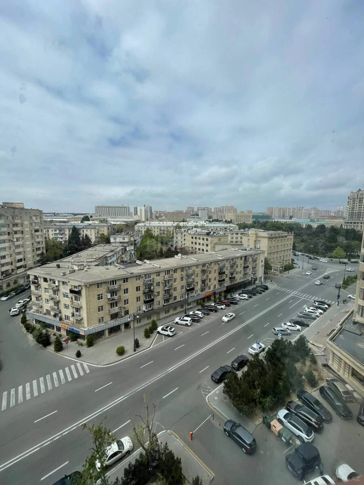 Kirayə verilir 3 otaqlı mənzil 110 m²