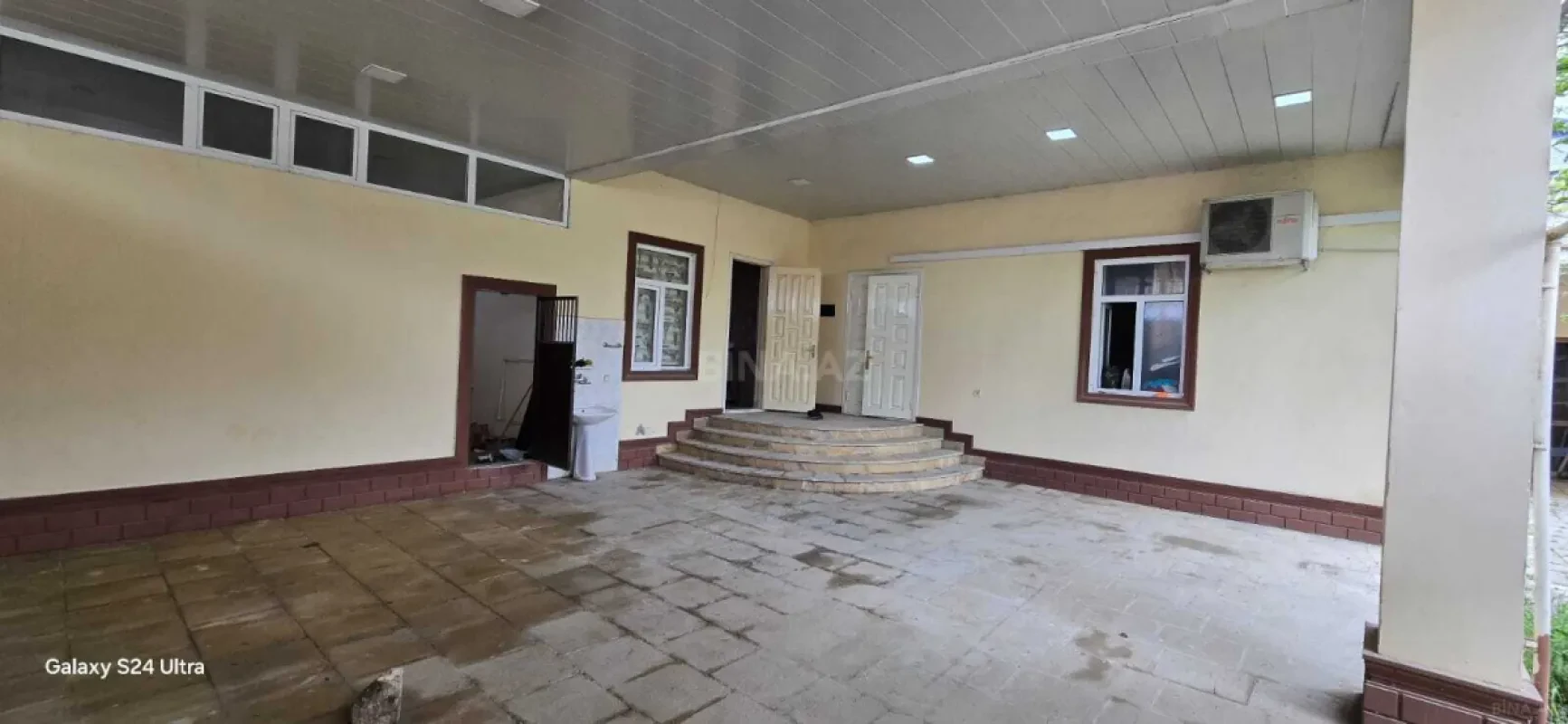 Satılır 5 otaqlı həyət evi 120 m²
