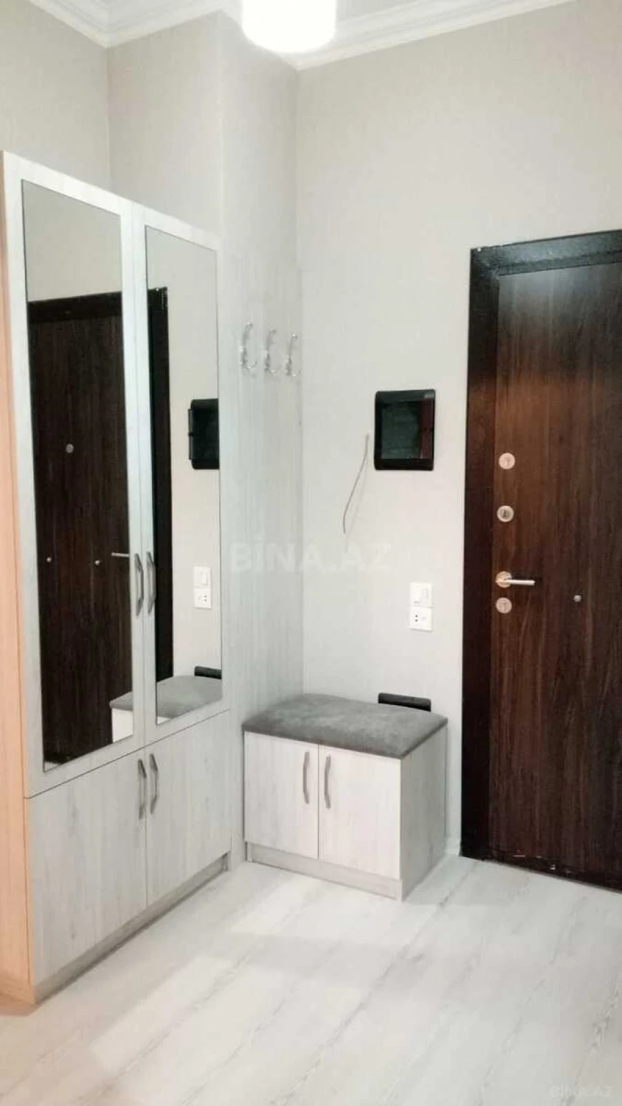 Kirayə verilir 2 otaqlı mənzil 50 m²