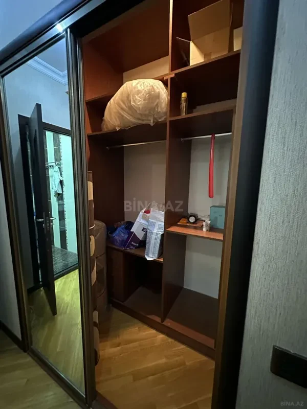 Kirayə verilir 2 otaqlı mənzil 90 m²