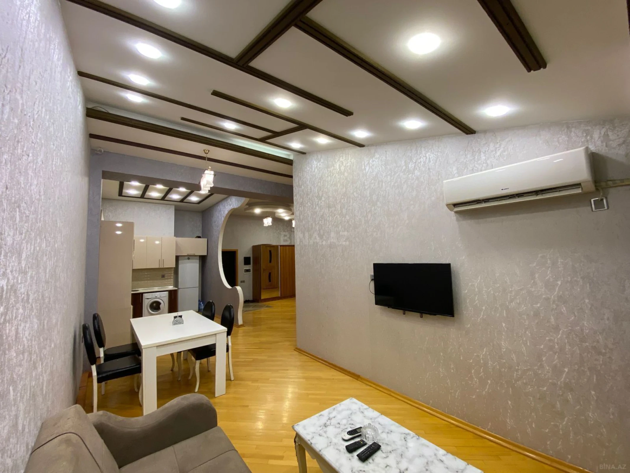 Satılır 2 otaqlı mənzil 100 m²