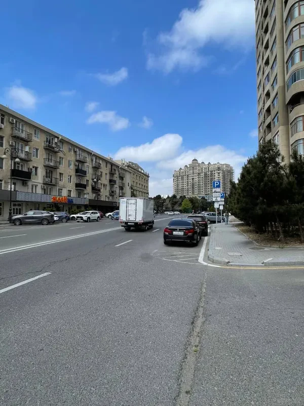 Kirayə verilir 2 otaqlı mənzil 60 m²