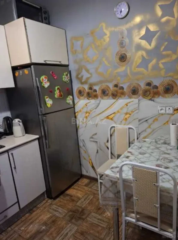Kirayə verilir 2 otaqlı mənzil 65 m²