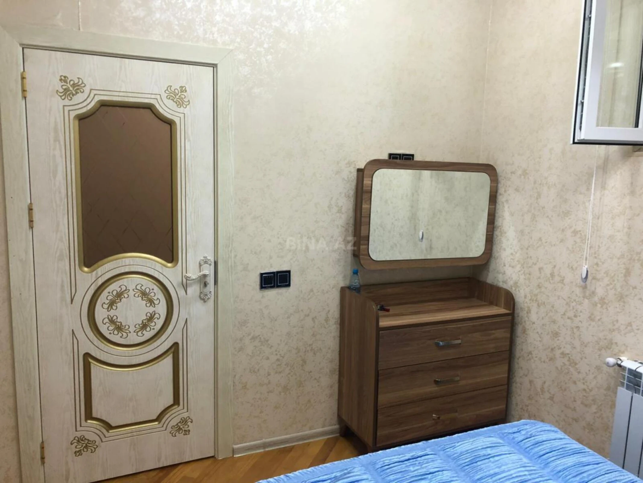 Kirayə verilir 2 otaqlı mənzil 60 m²