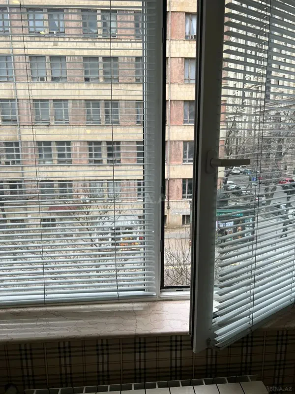 Kirayə verilir 3 otaqlı mənzil 135 m²