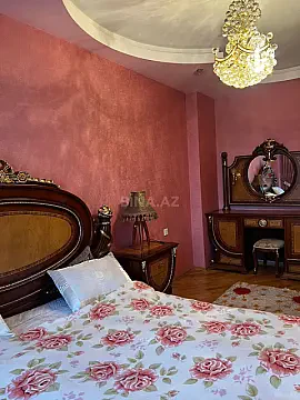 Kirayə verilir 3 otaqlı mənzil 135 m²