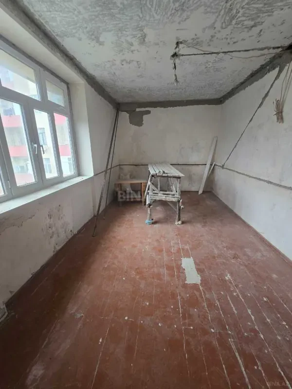Satılır 2 otaqlı mənzil 65 m²