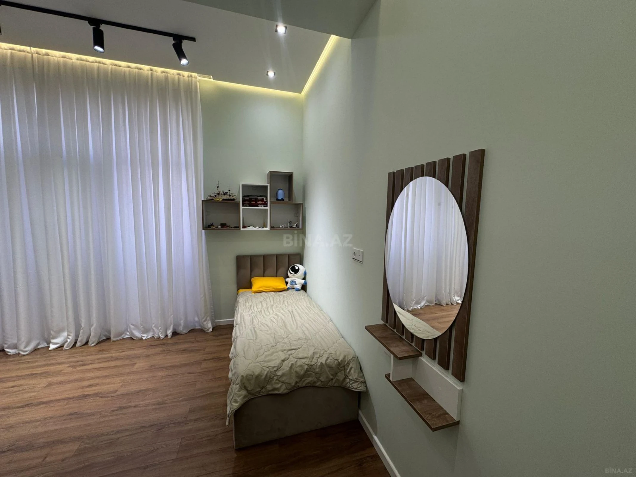 Kirayə verilir 3 otaqlı mənzil 90 m²