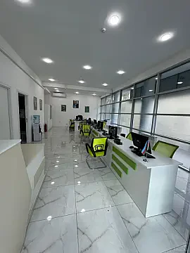 Kirayə verilir 20 otaqlı mənzil 440 m²