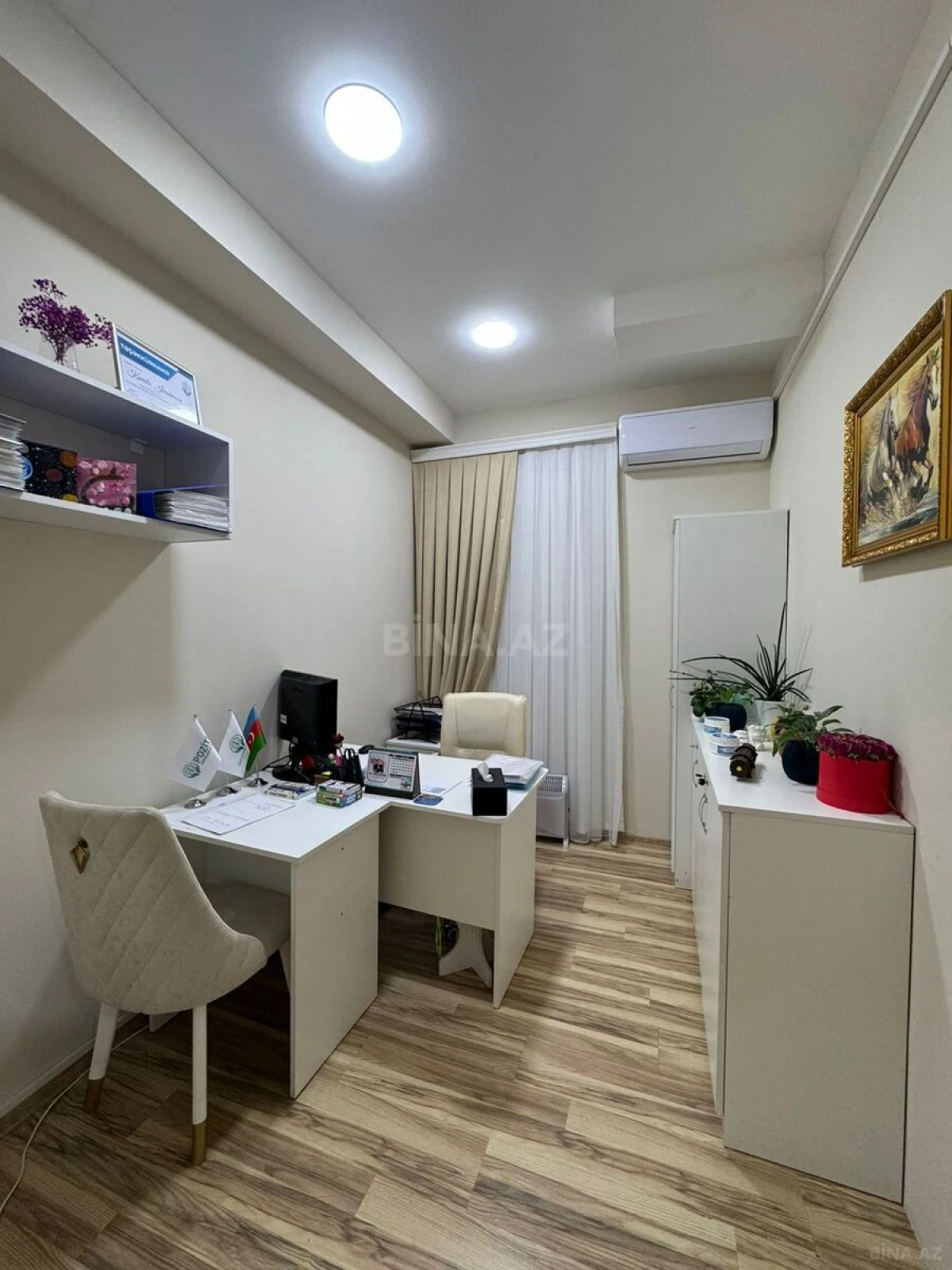 Kirayə verilir 20 otaqlı mənzil 440 m²