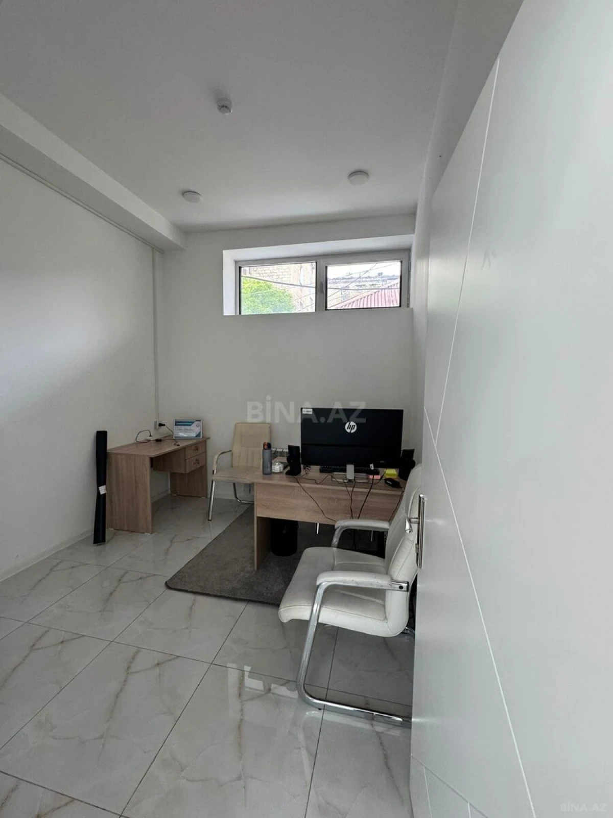Kirayə verilir 20 otaqlı mənzil 440 m²