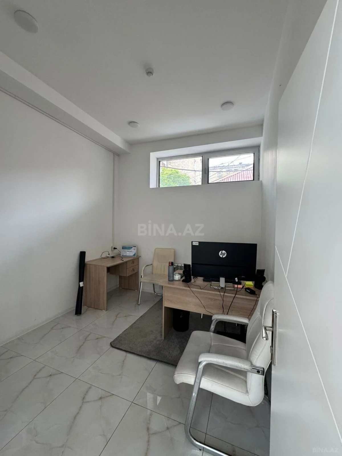 Kirayə verilir 20 otaqlı mənzil 440 m²