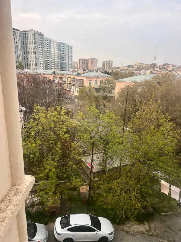 Satılır 3 otaqlı mənzil 64 m²
