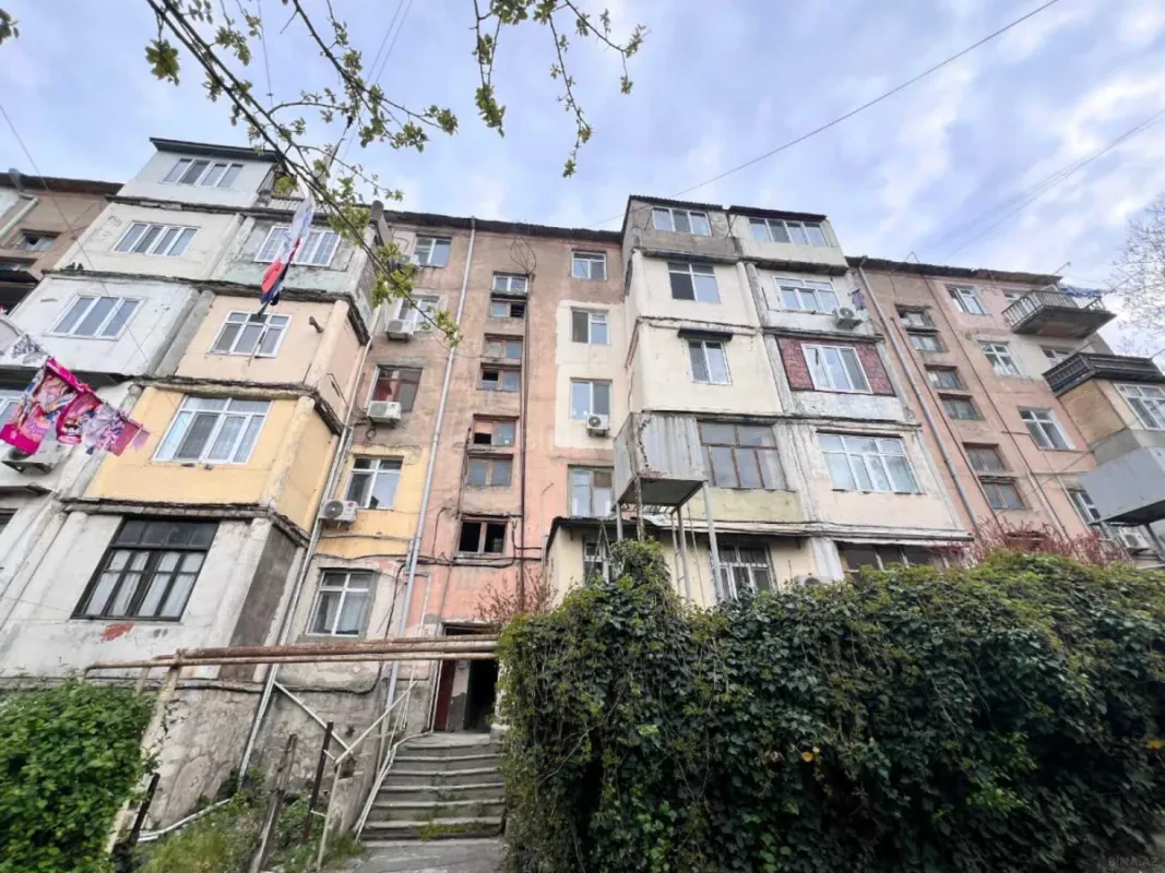 Satılır 3 otaqlı mənzil 64 m²