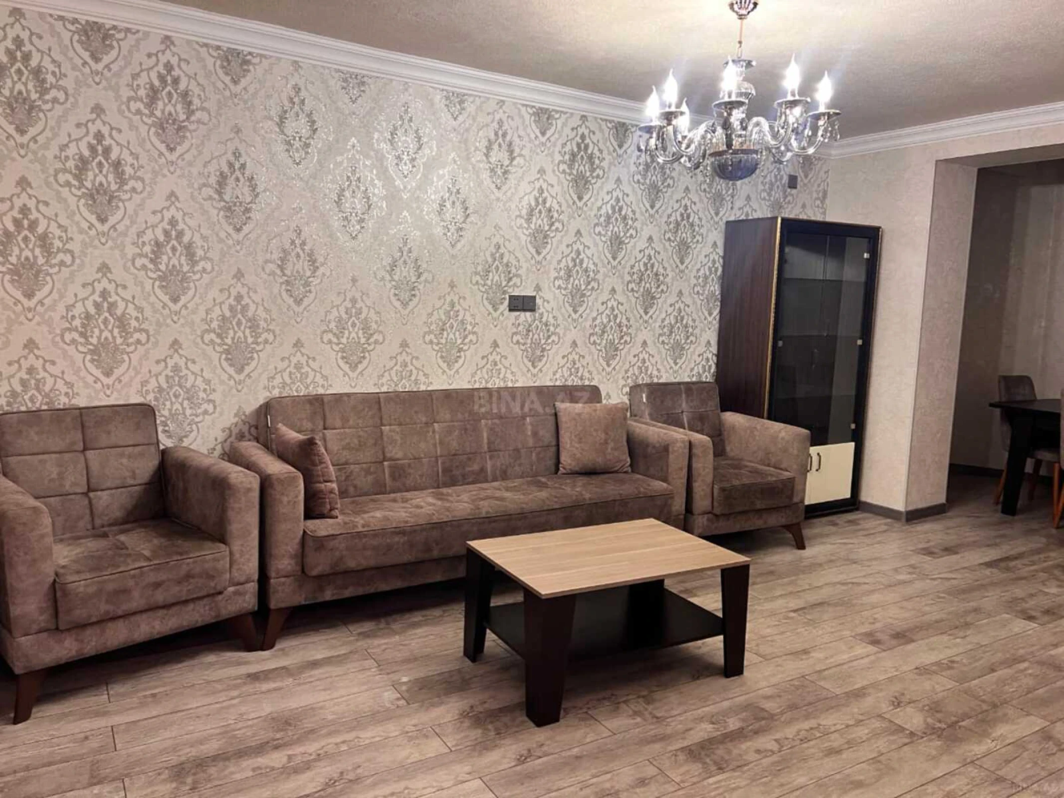 Satılır 3 otaqlı mənzil 64 m²