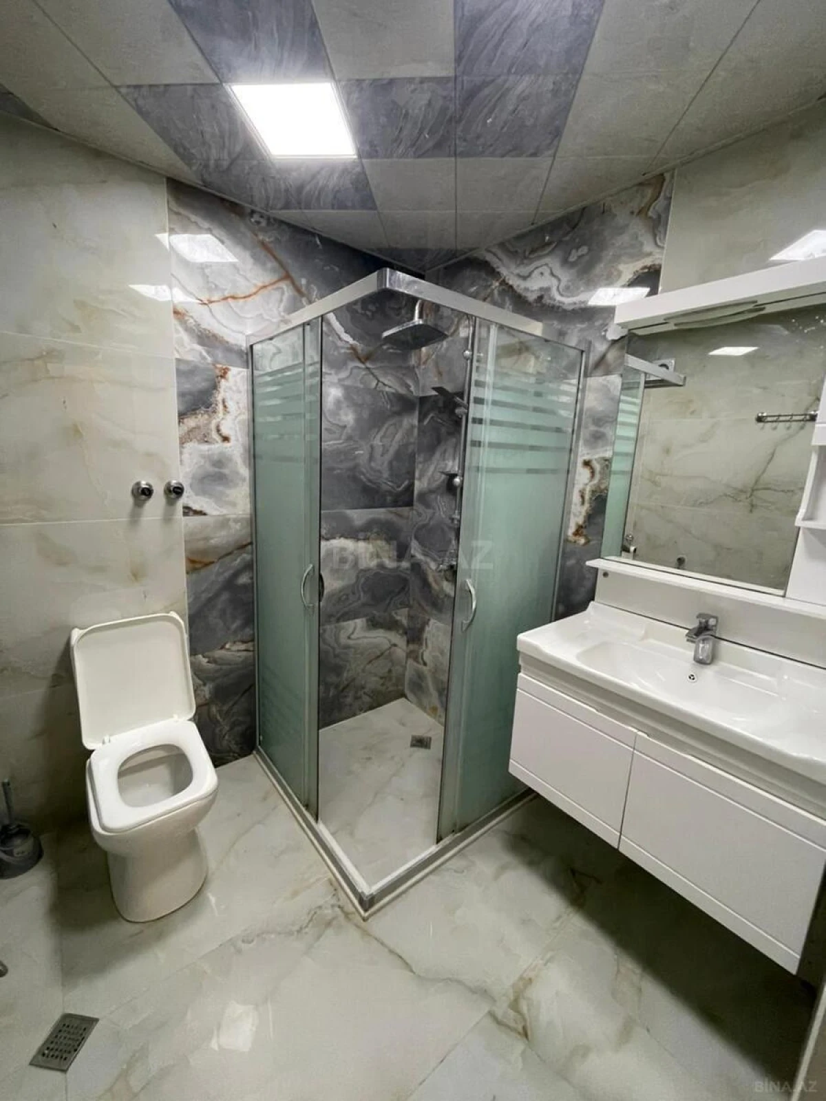Kirayə verilir 3 otaqlı mənzil 70 m²