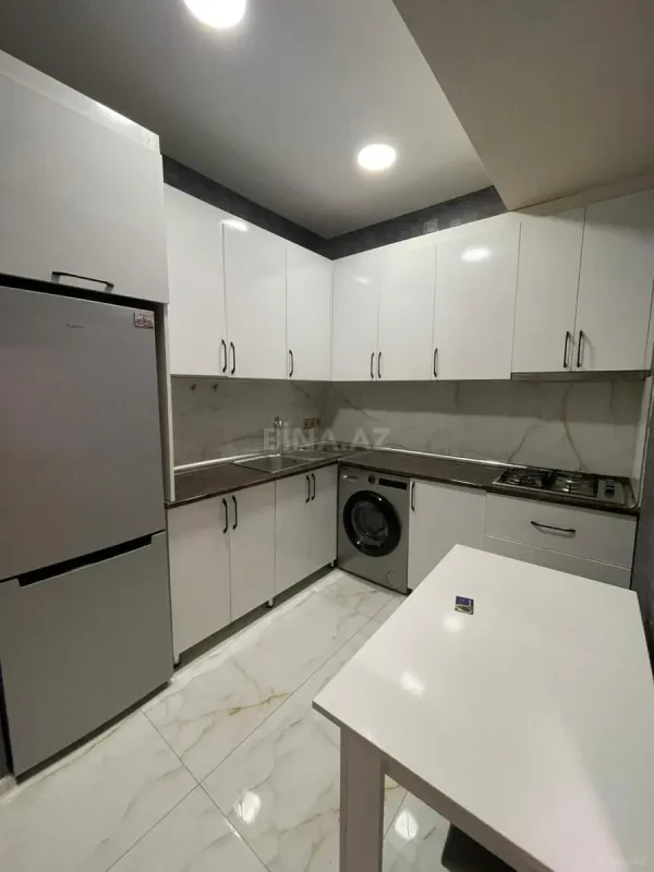 Kirayə verilir 3 otaqlı mənzil 70 m²
