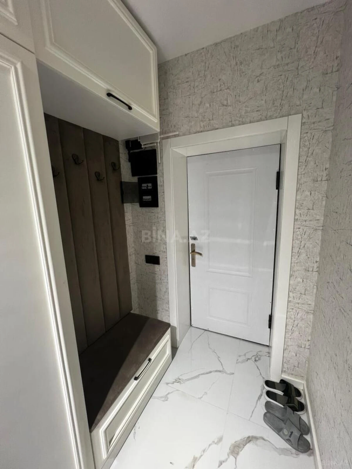 Kirayə verilir 2 otaqlı mənzil 65 m²