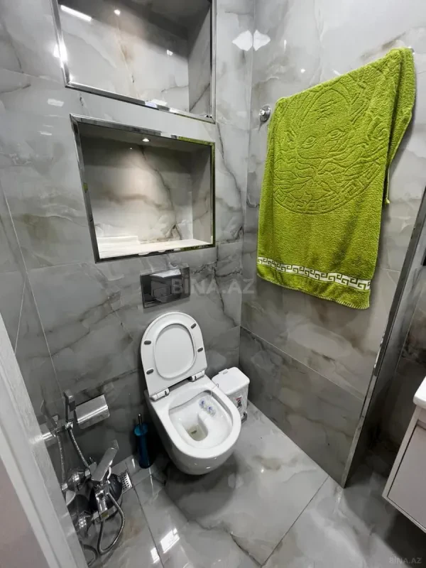 Kirayə verilir 2 otaqlı mənzil 65 m²
