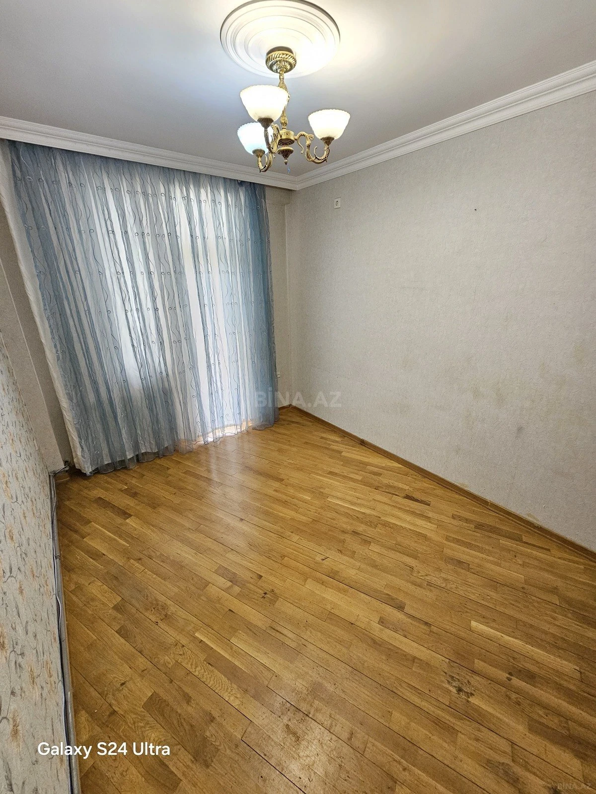 Kirayə verilir 2 otaqlı mənzil 70 m²