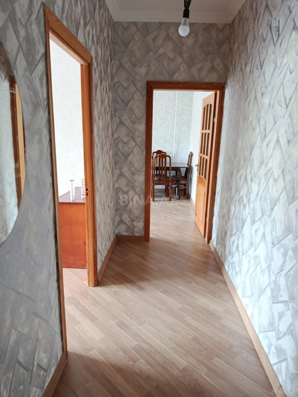 Kirayə verilir 2 otaqlı mənzil 65 m²