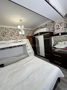 Satılır 2 otaqlı mənzil 58 m²