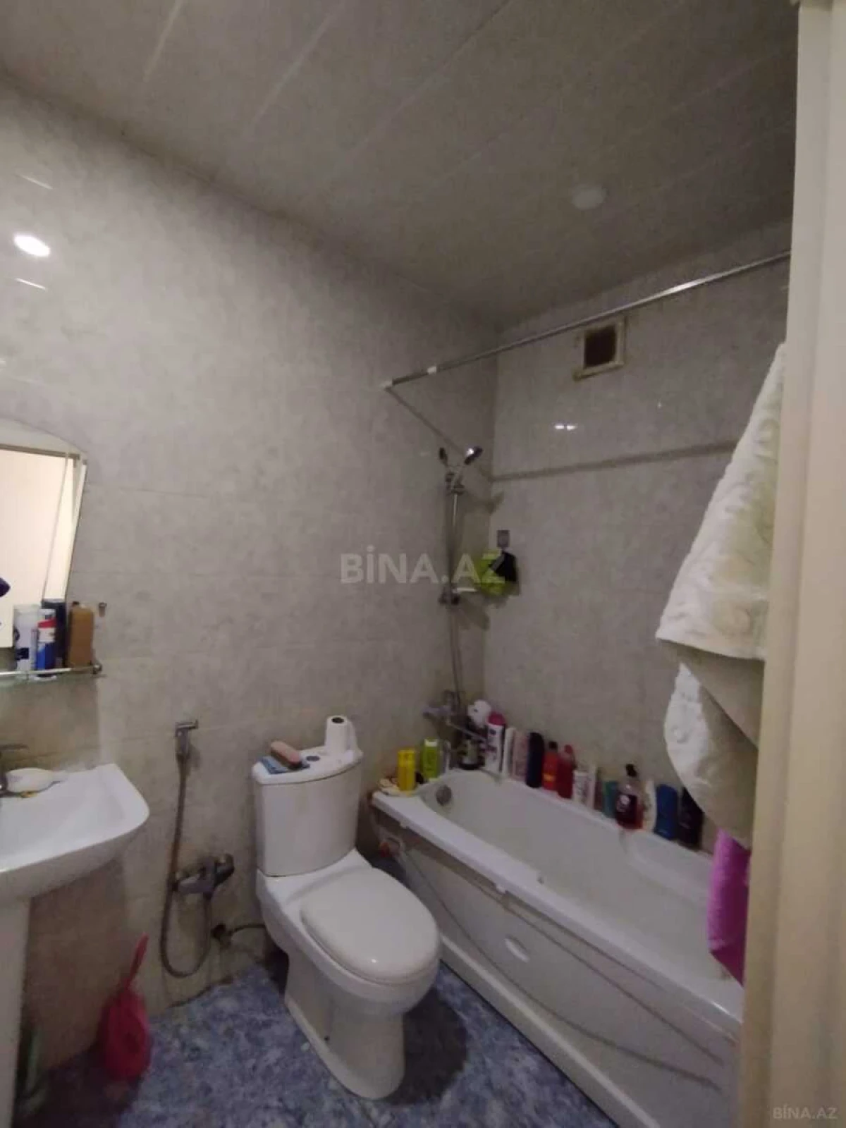 Satılır 2 otaqlı mənzil 59 m²