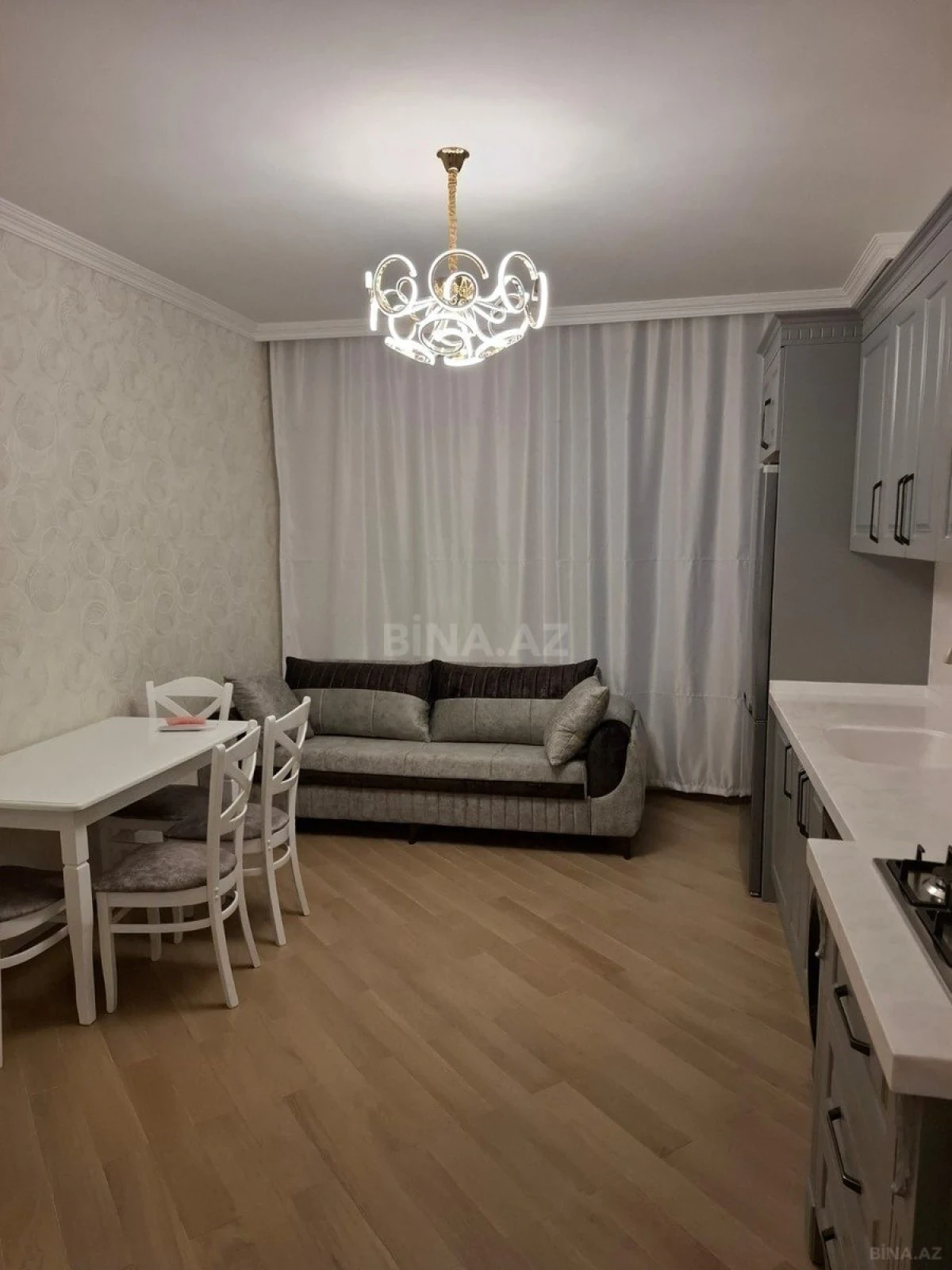 Kirayə verilir 2 otaqlı mənzil 50 m²