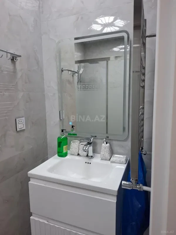 Kirayə verilir 2 otaqlı mənzil 50 m²