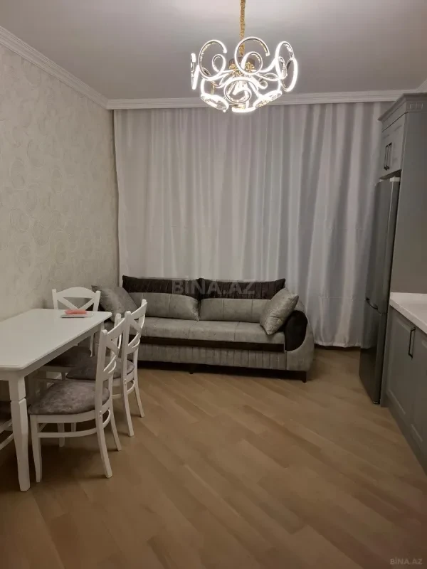 Kirayə verilir 2 otaqlı mənzil 50 m²