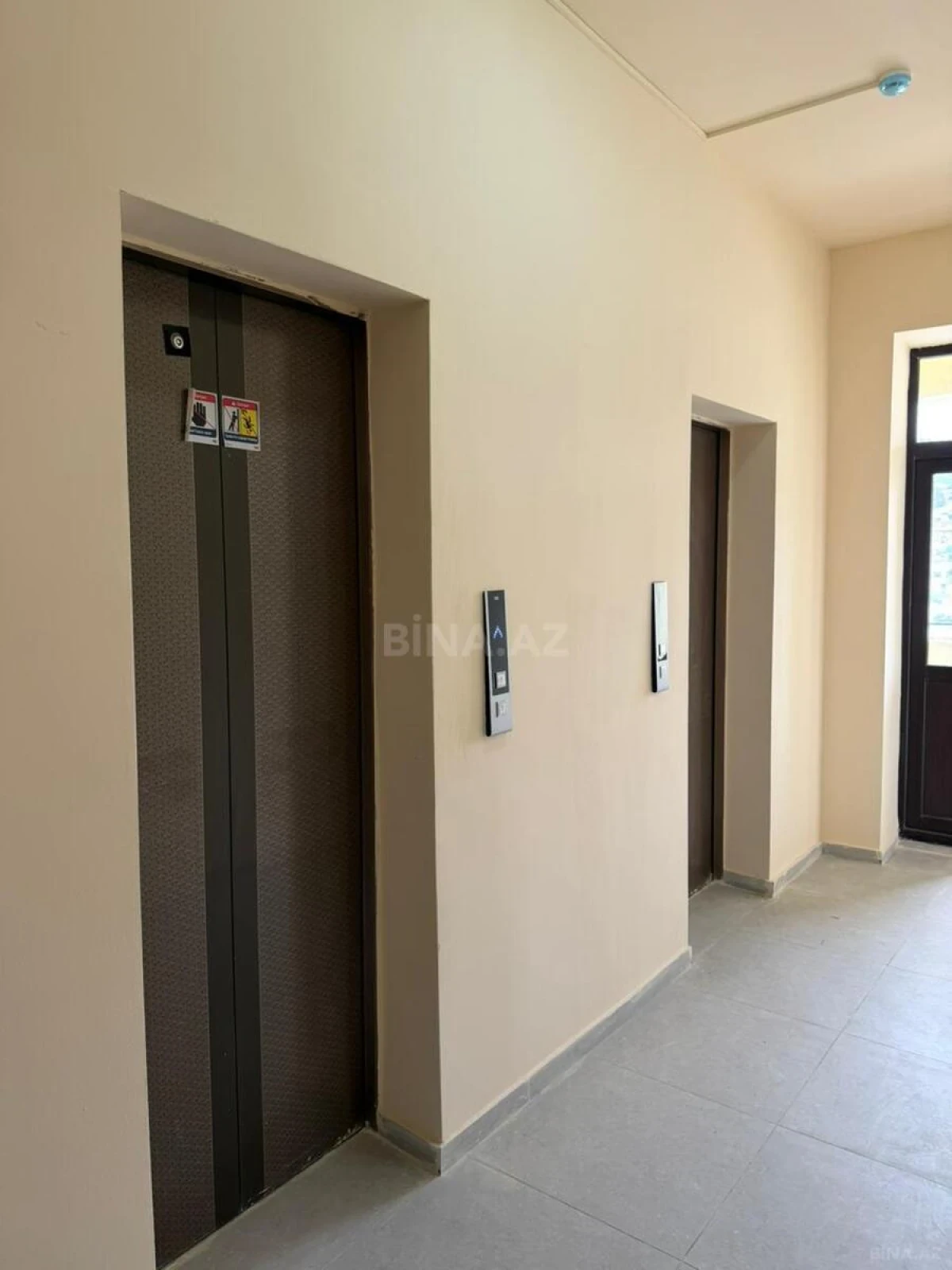Kirayə verilir 3 otaqlı mənzil 120 m²