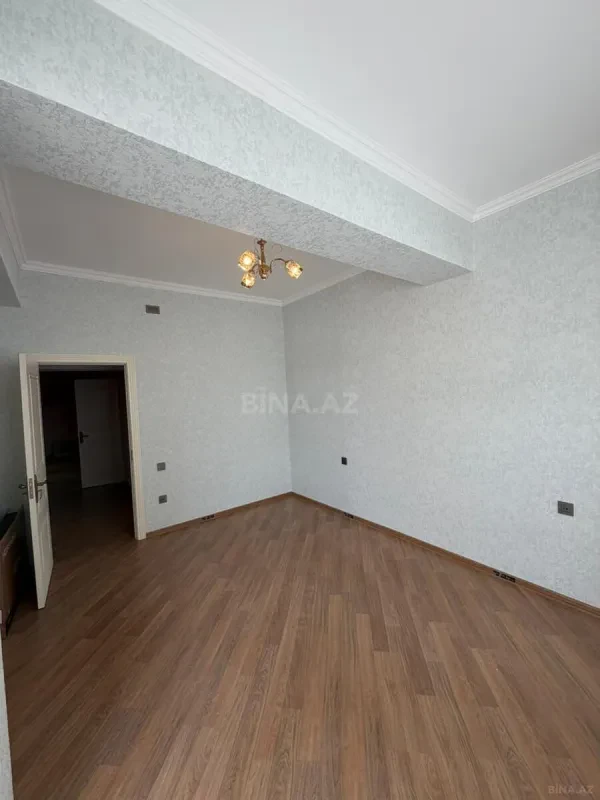 Kirayə verilir 3 otaqlı mənzil 120 m²