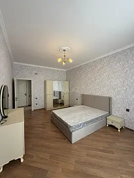 Kirayə verilir 3 otaqlı mənzil 120 m²