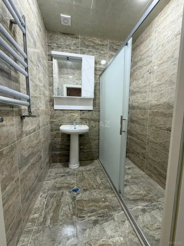 Kirayə verilir 3 otaqlı mənzil 120 m²