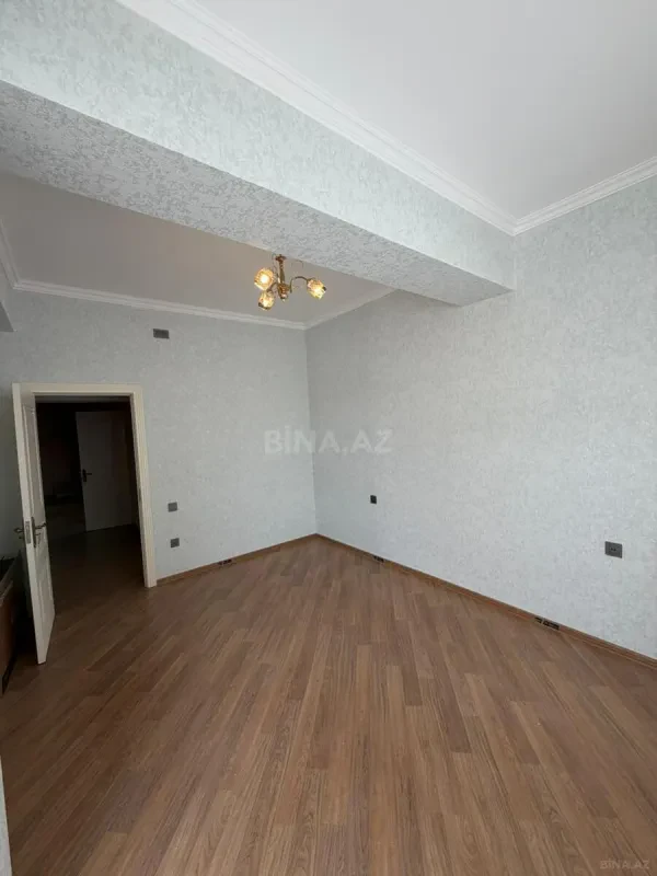 Kirayə verilir 3 otaqlı mənzil 120 m²