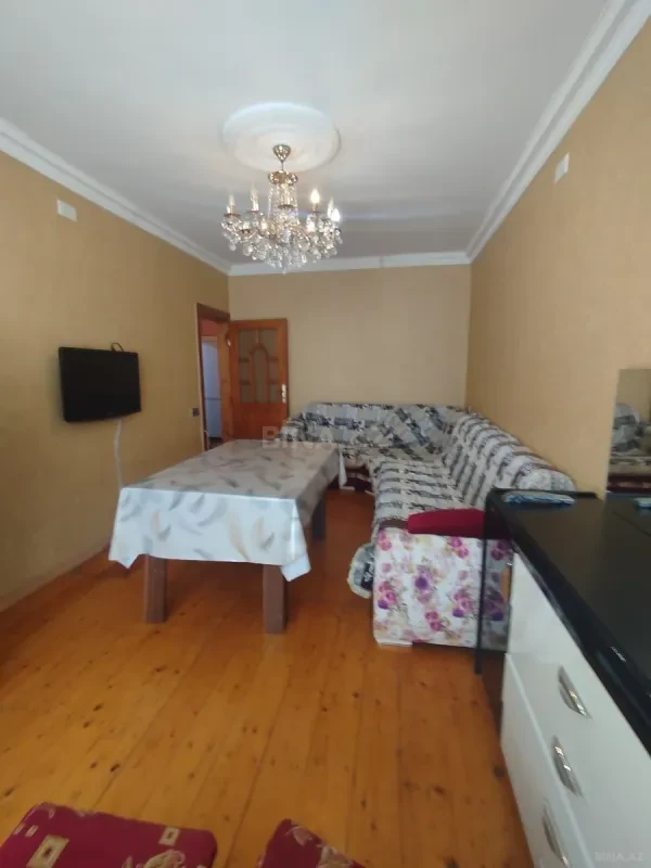 Satılır 3 otaqlı mənzil 62 m²