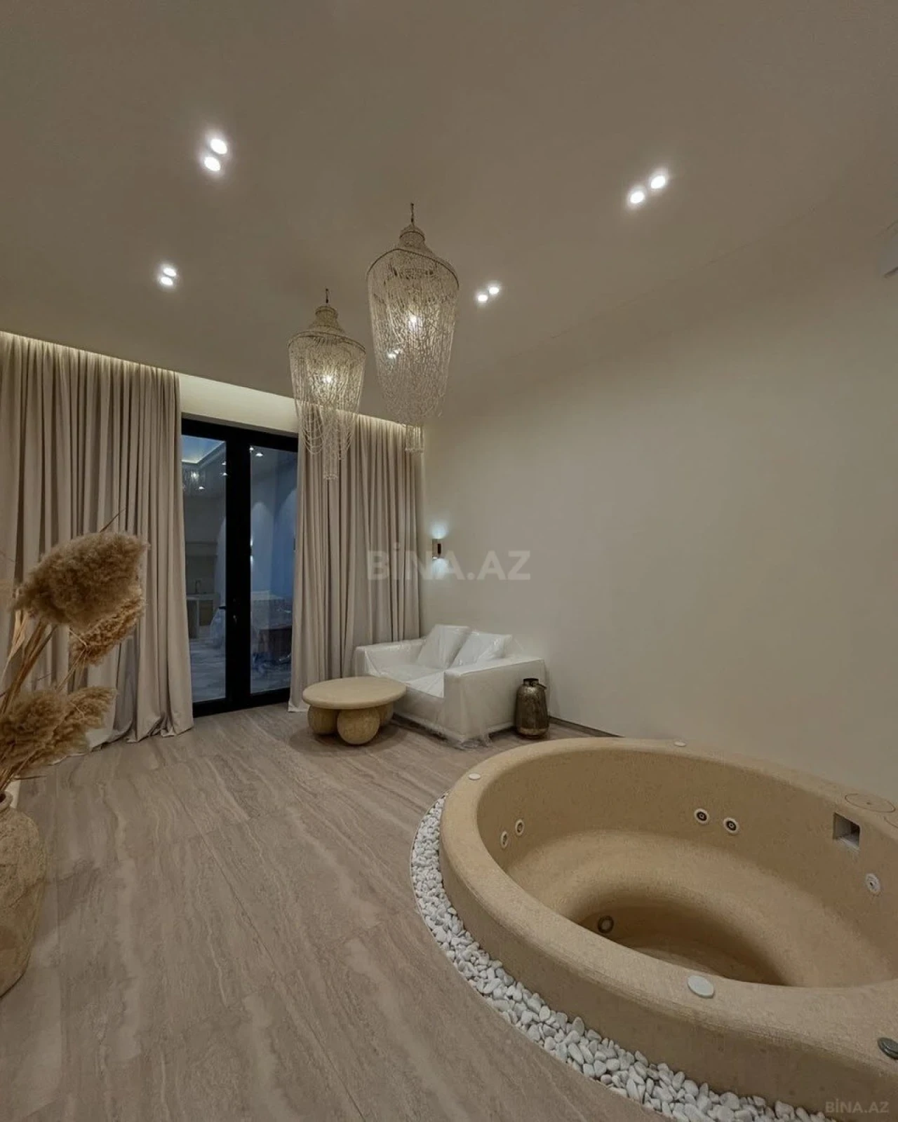 Kirayə verilir 5 otaqlı həyət evi 400 m²