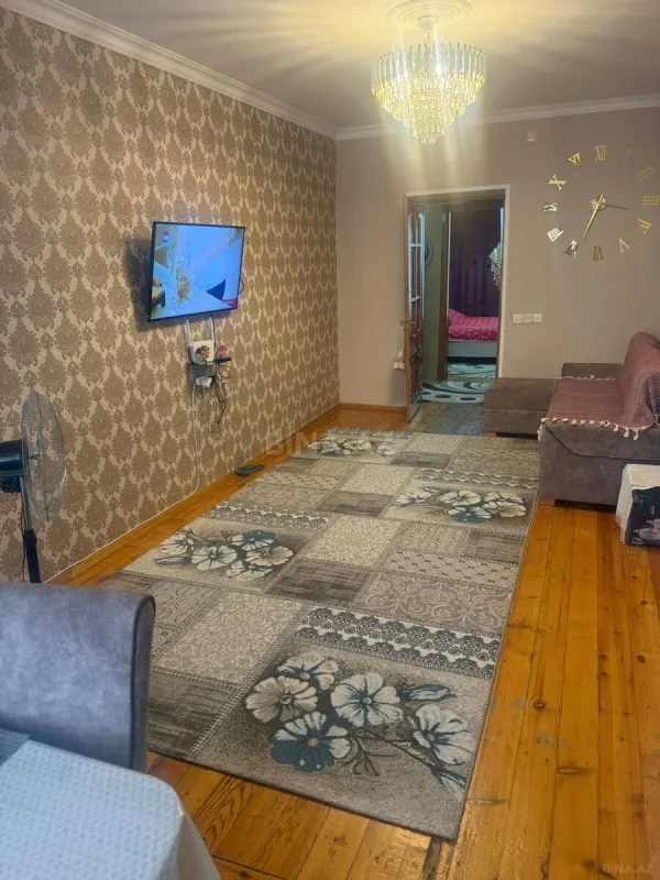 Satılır 2 otaqlı mənzil 58 m²