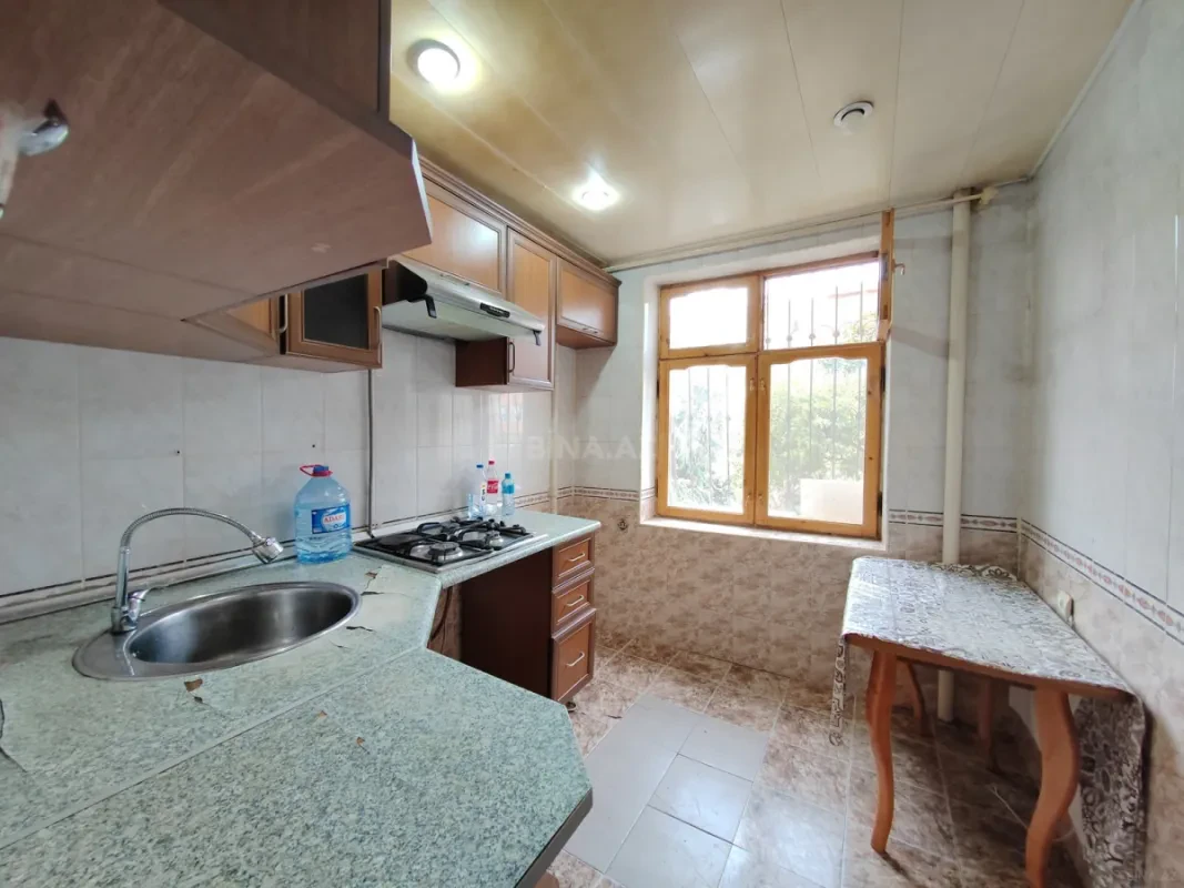 Satılır 2 otaqlı mənzil 58 m²