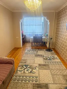 Satılır 2 otaqlı mənzil 58 m²