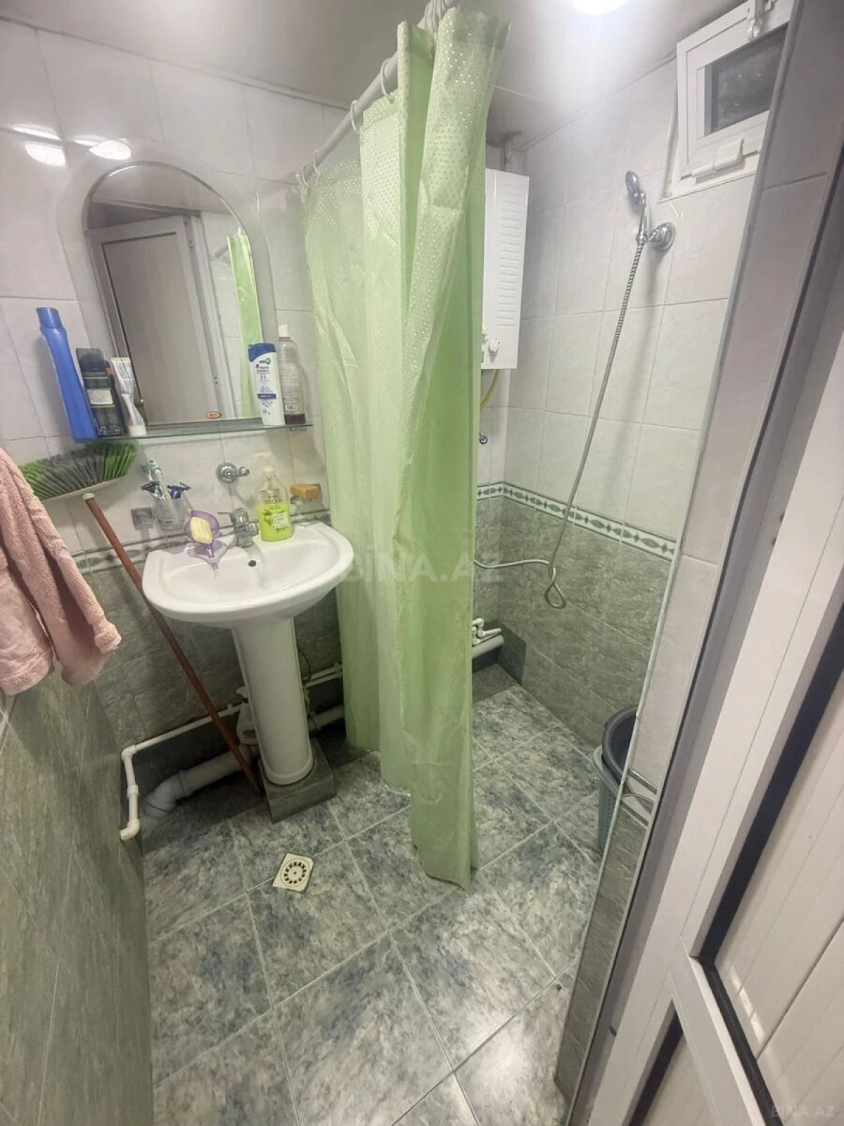 Satılır 2 otaqlı mənzil 58 m²