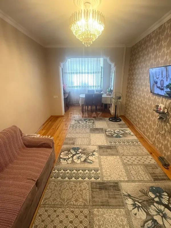 Satılır 2 otaqlı mənzil 58 m²