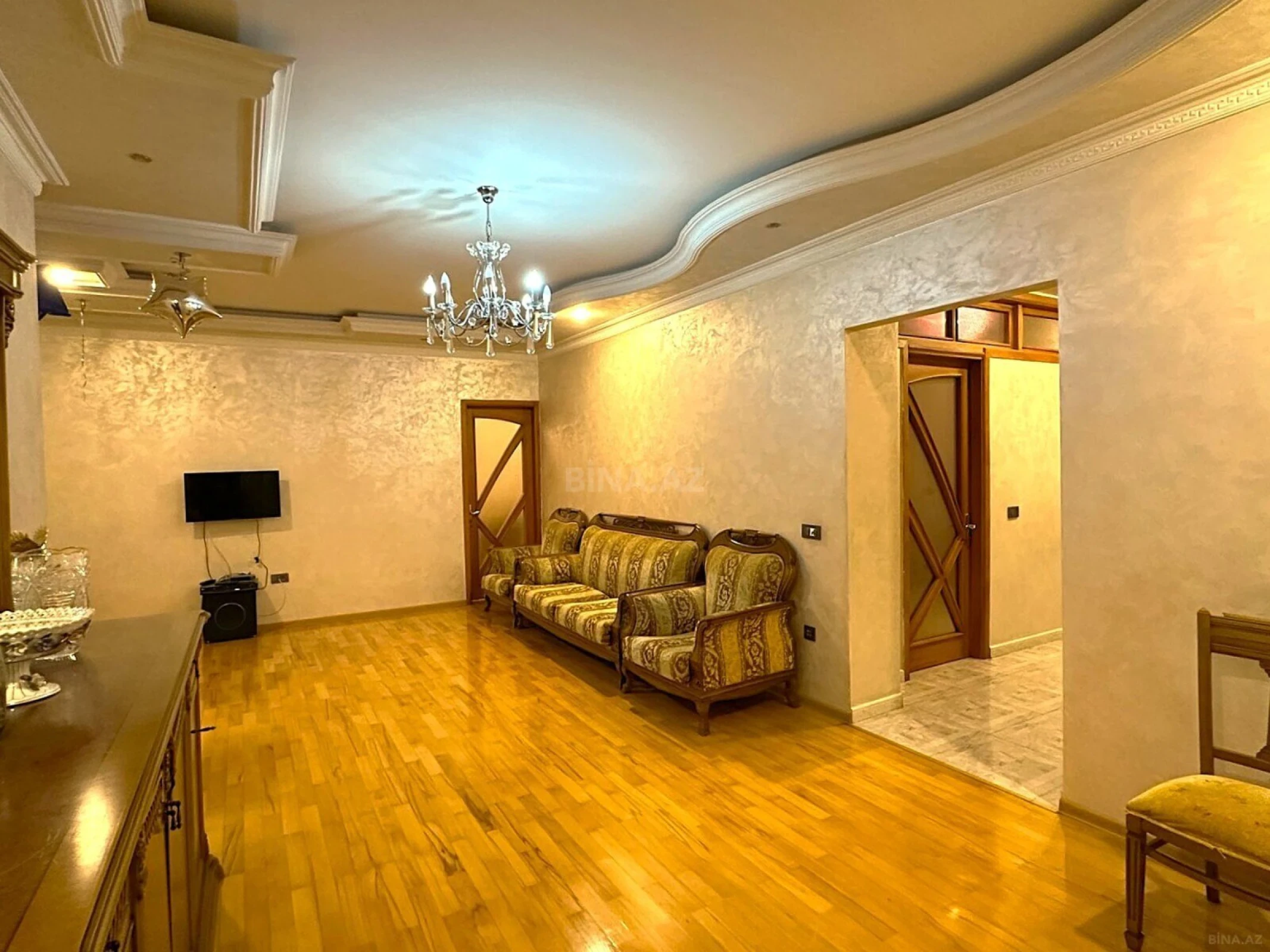 Satılır 3 otaqlı mənzil 102 m²